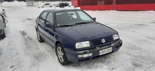 Volkswagen Vento 1996. Lot# 50320519. VIN WVWZZZ1HZVW180824. Photo 1